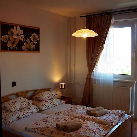 Heviz Therme Apartmenthaus ภายนอก รูปภาพ