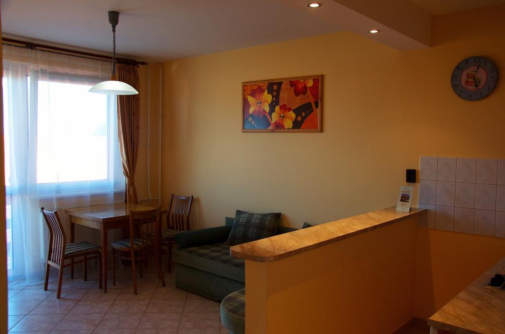 Heviz Therme Apartmenthaus ภายนอก รูปภาพ