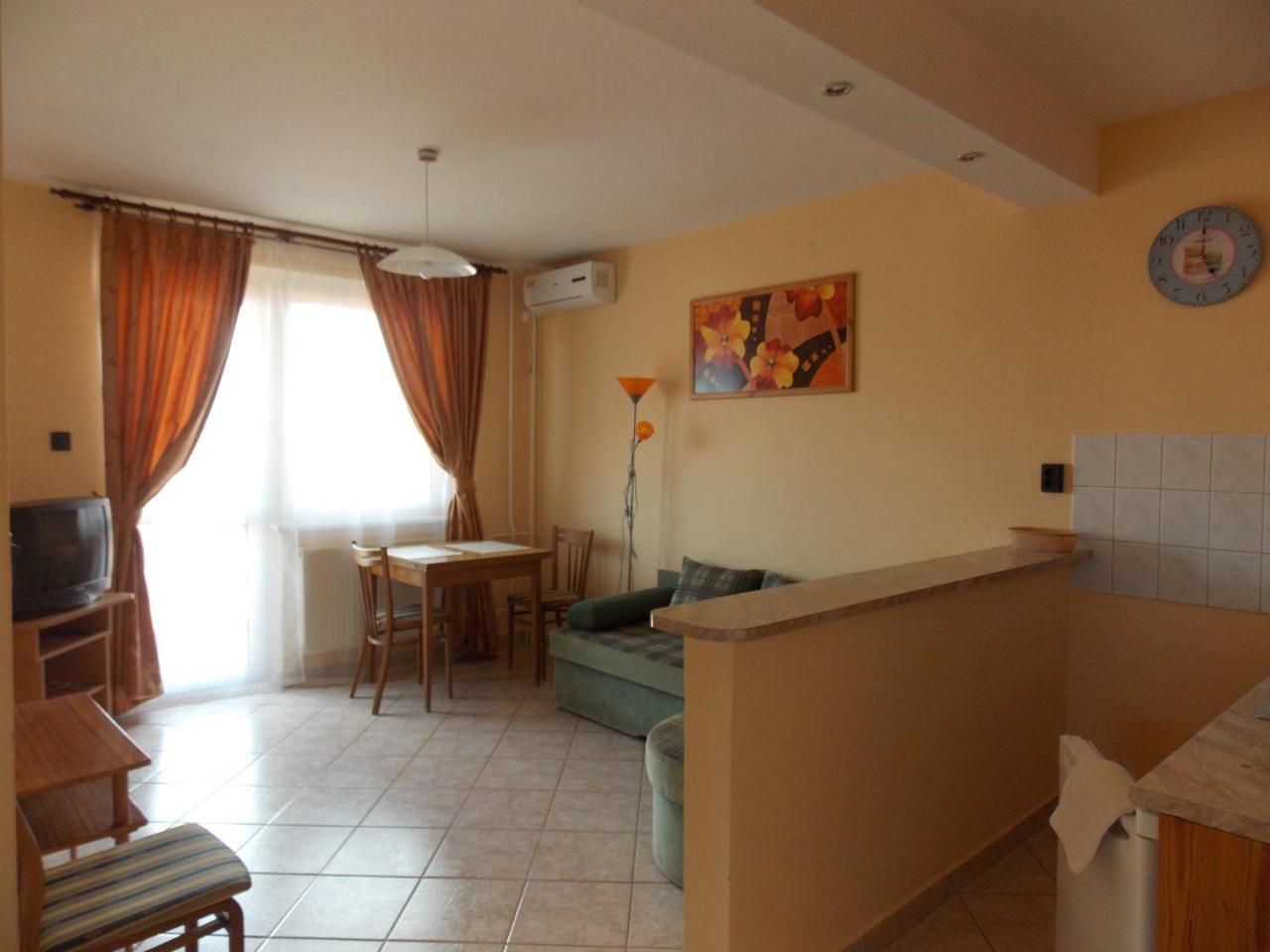 Heviz Therme Apartmenthaus ภายนอก รูปภาพ